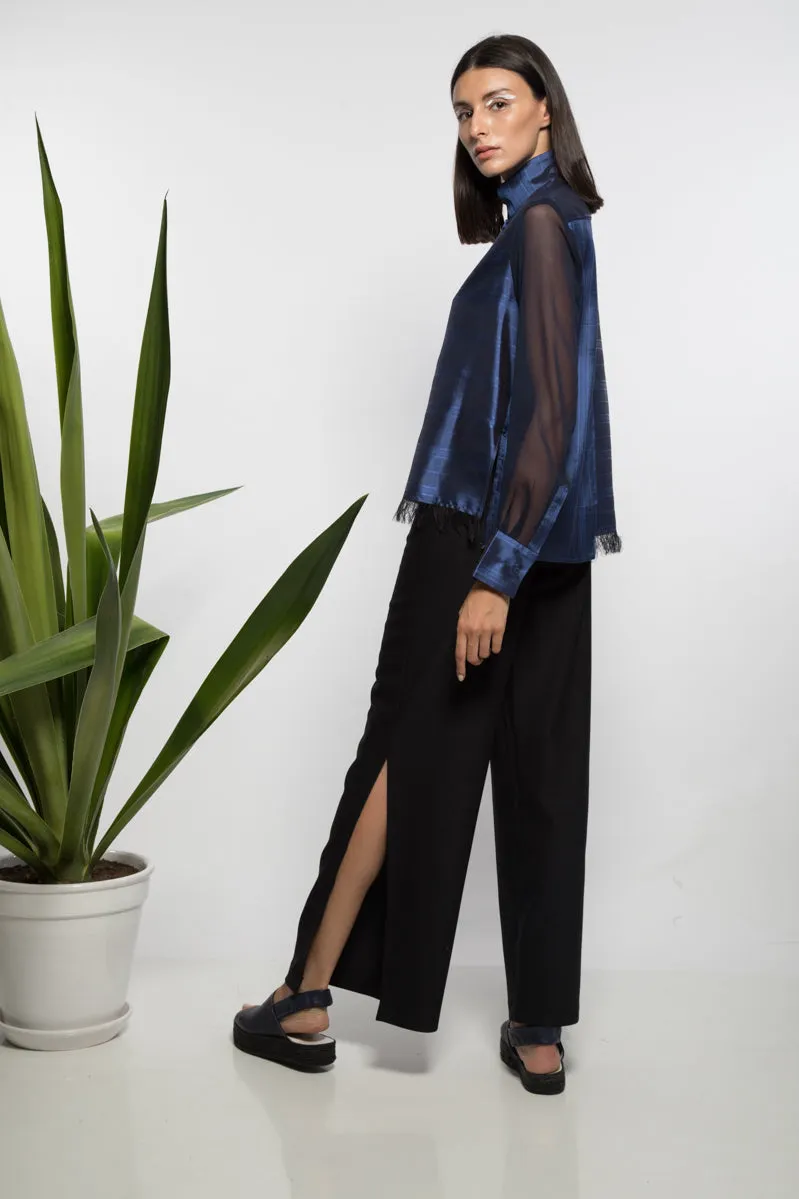 Asymmetrical mandarin shirt with organza sleeve