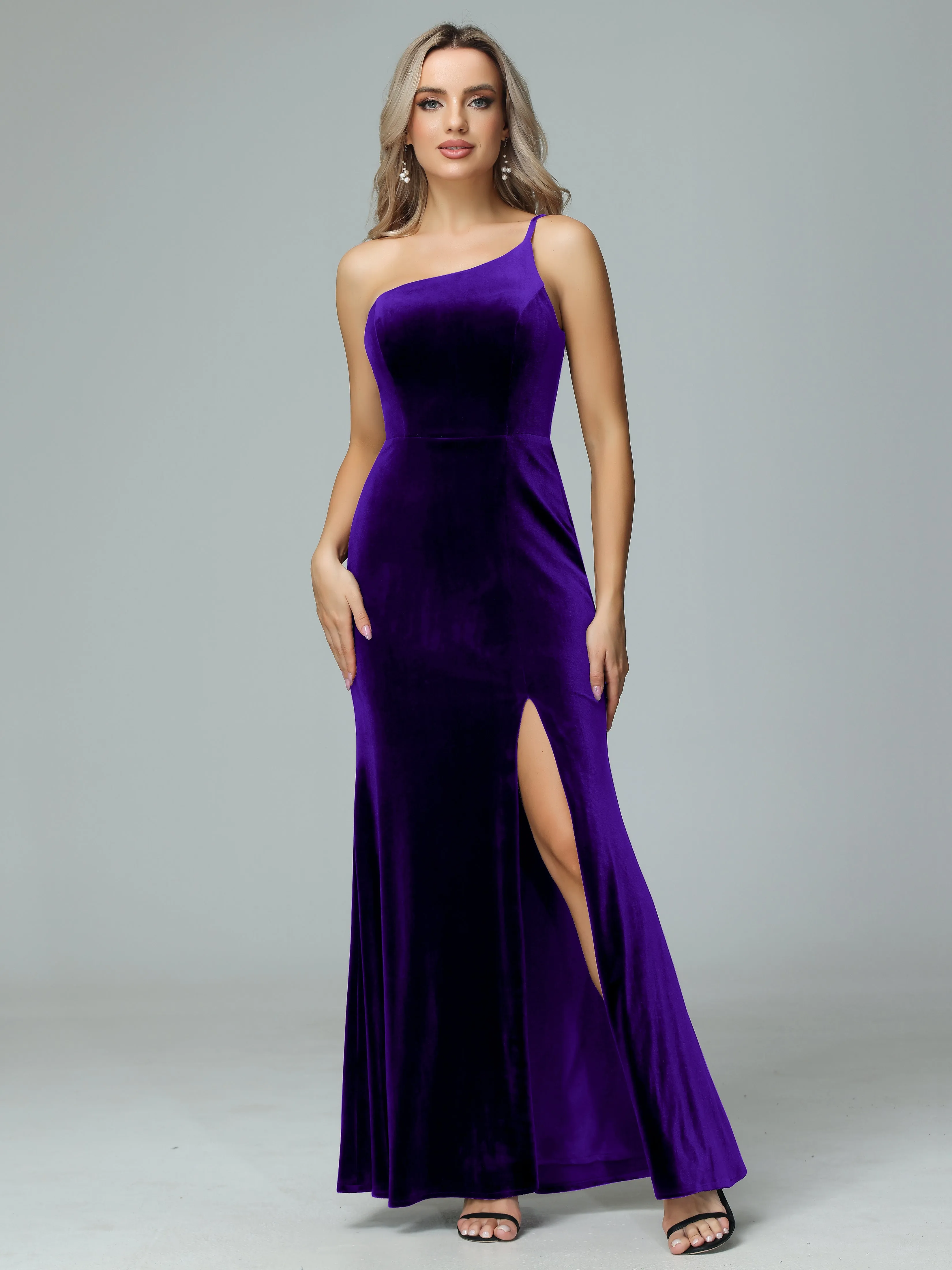 Charming One Shoulder Velvet Bridesmaid Dresses