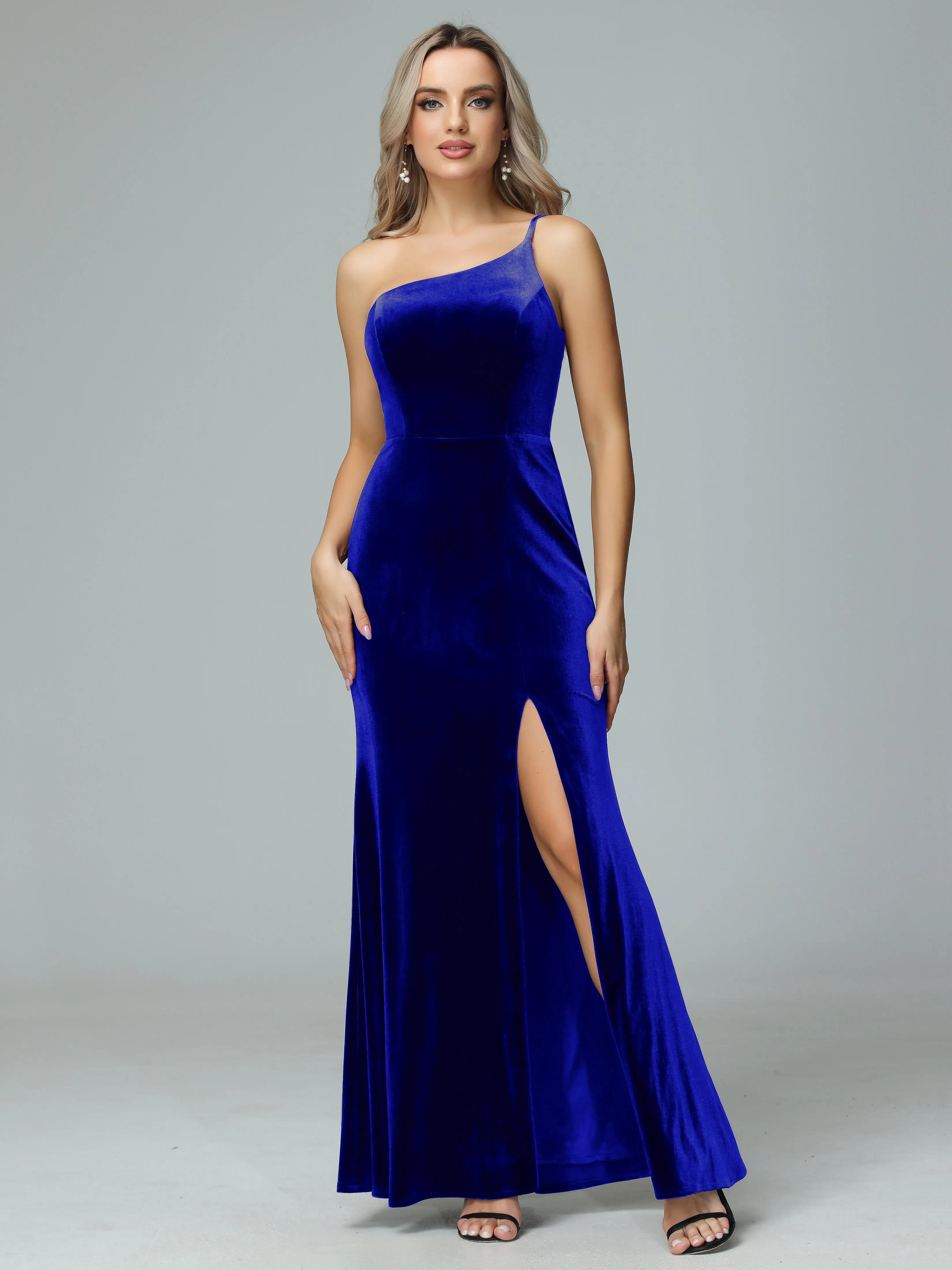 Charming One Shoulder Velvet Bridesmaid Dresses