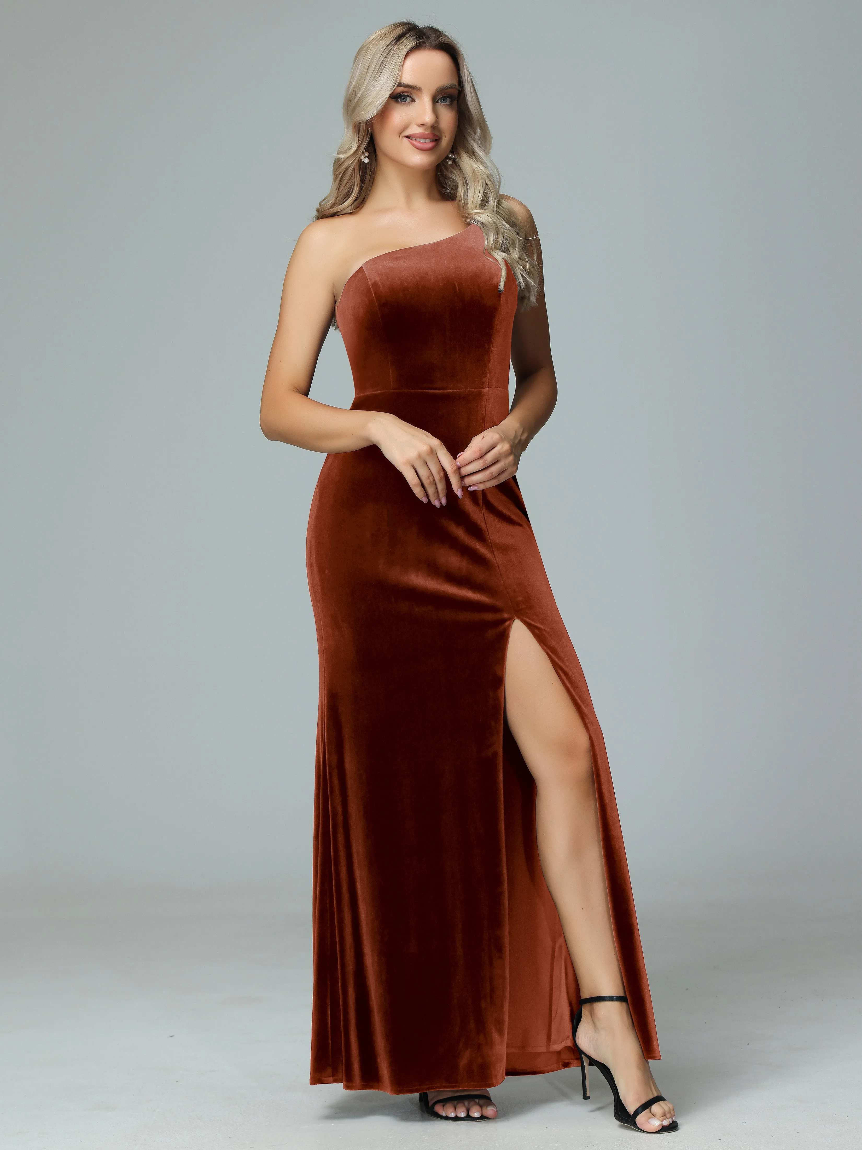 Charming One Shoulder Velvet Bridesmaid Dresses