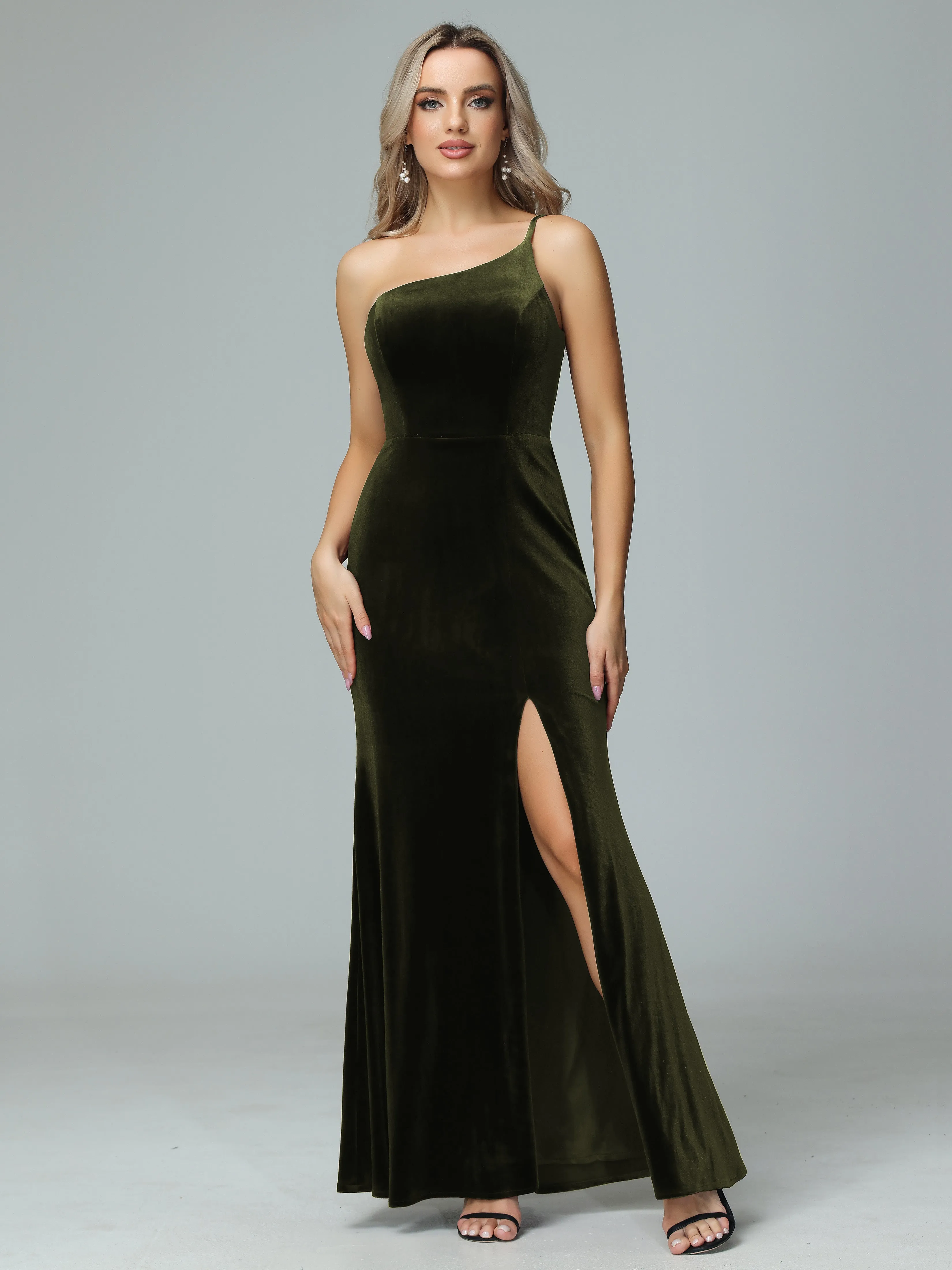 Charming One Shoulder Velvet Bridesmaid Dresses