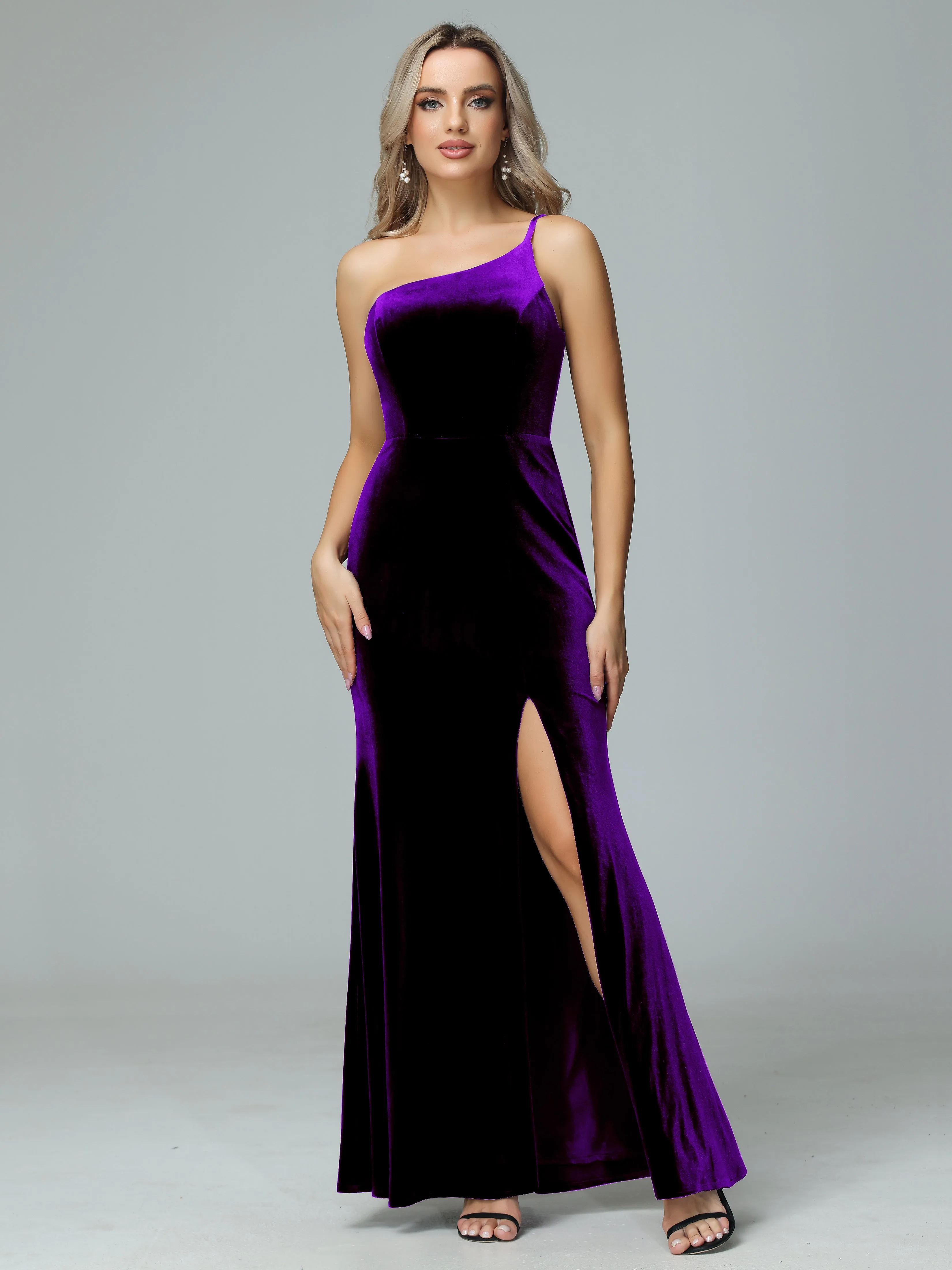 Charming One Shoulder Velvet Bridesmaid Dresses