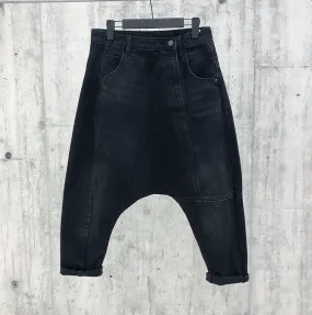 Low Drop Crotch Loose Jeans